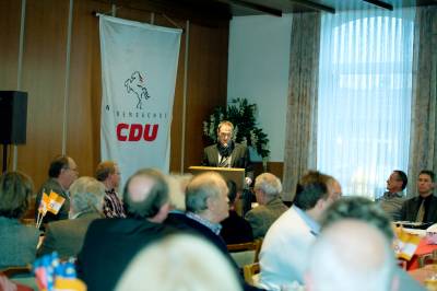 Mark Söhnholz stellt sich der Mitgliederversammlung vor