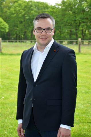 Frank Stangneth
Diplom Geograph
Listenplatz 9